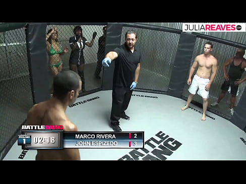 ❤️ Ultimate Fighter es folla a una noia número just després d'una baralla al ring ️❌ Porno a nosaltres ❌