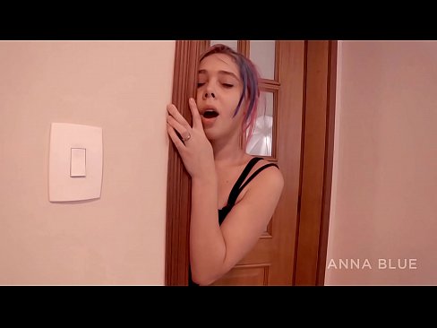 ❤️ Vaig tornar al meu germà. Vaig tenir sexe amb la seva xicota. retorn de lesbianes. ️❌ Porno a nosaltres ❌